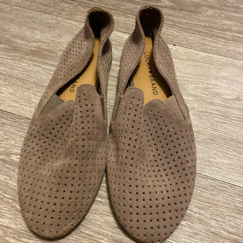 Lucky Brand Flats super Soft Perforated Suede Tan Sz 7.5